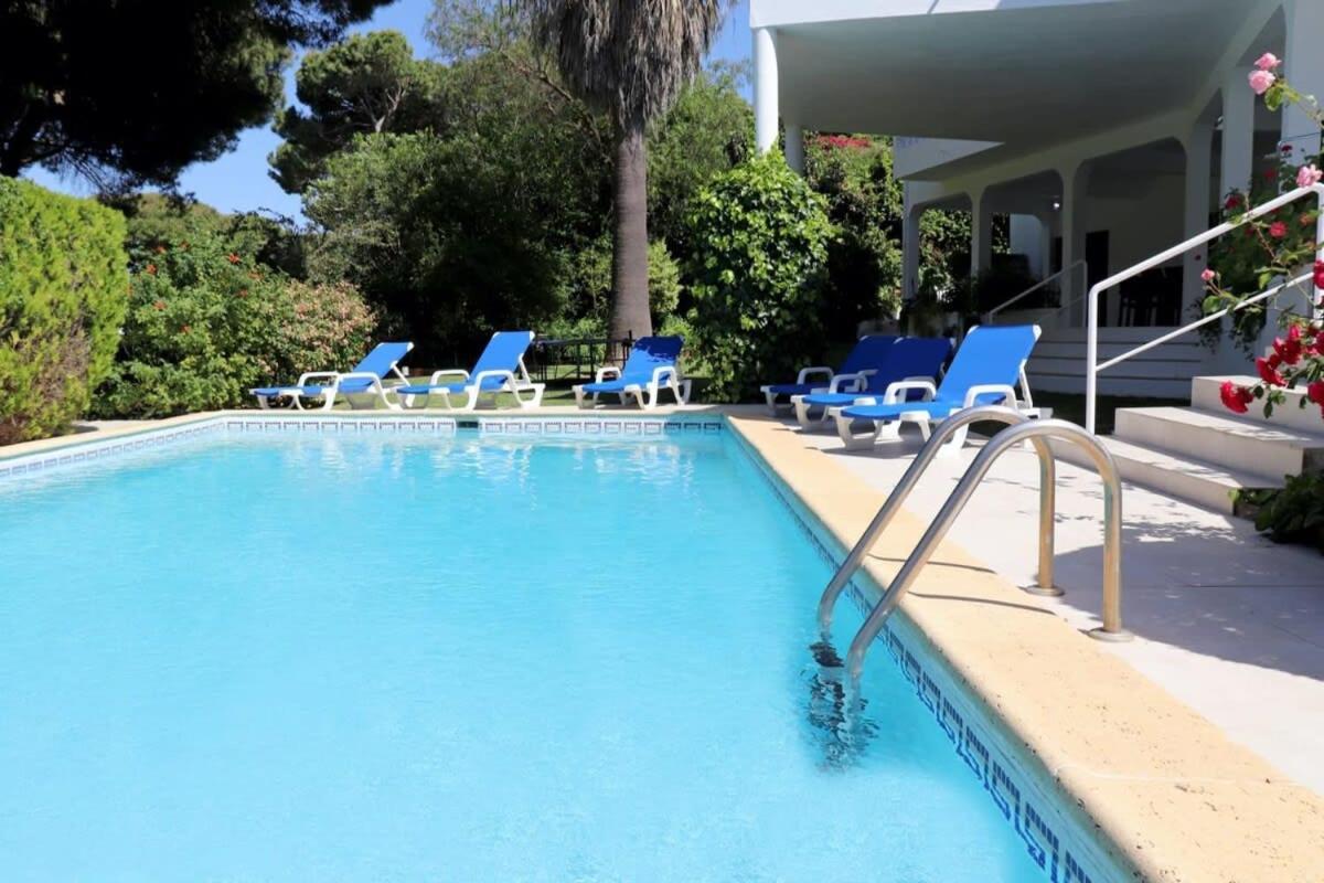 Villa Hibiscus, Great Location In Vilamoura, Lush Green Lawns And Garden Quarteira Esterno foto