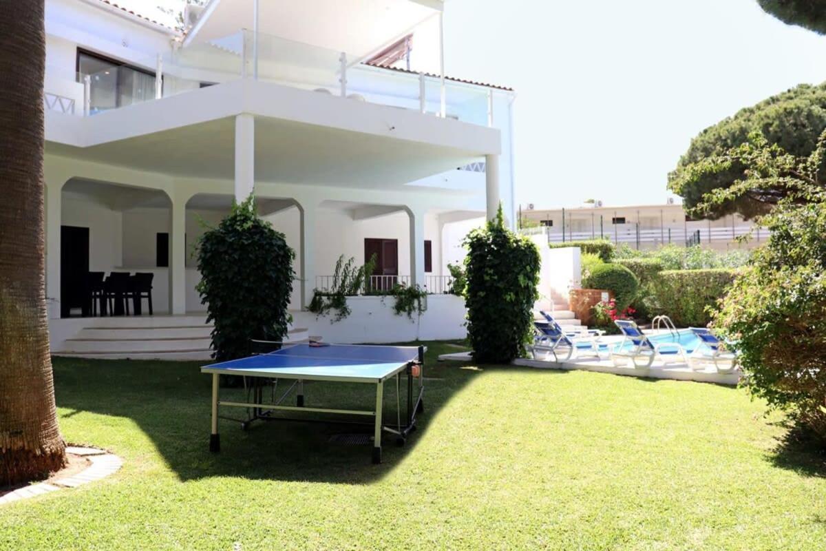 Villa Hibiscus, Great Location In Vilamoura, Lush Green Lawns And Garden Quarteira Esterno foto